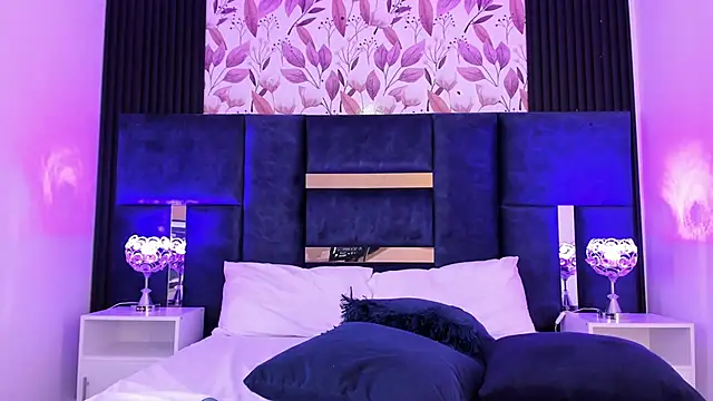 AmmyJones  online show from February 25, 2025, 12:14 am