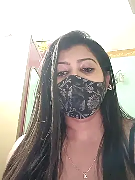 SANAYA ROY online show from February 6, 2026, 8:23 pm