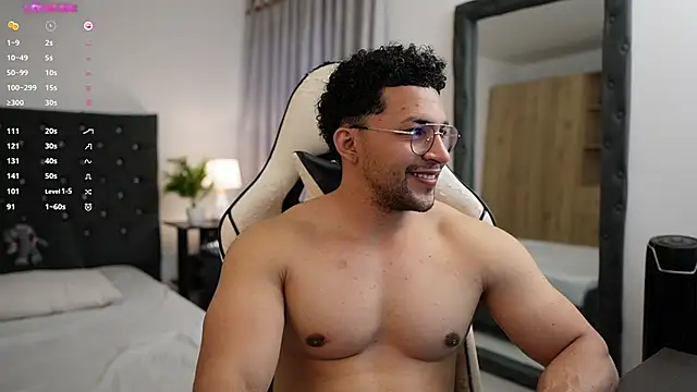 Martin Logan online show from March 17, 2025, 11:11 pm