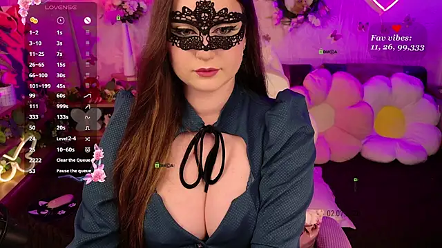 Snapshot of Miss_SweetPeach chatting on July 2, 2026, 8:04 pm Miss SweetPeach online show from July 2, 2026, 8:04 pm