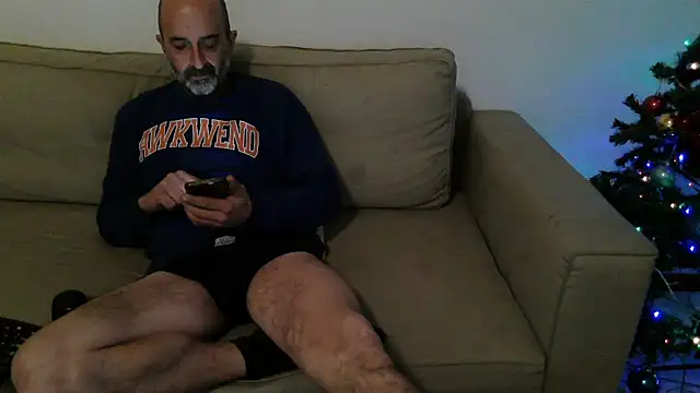 Snapshot of newsimo74 chatting on December 25, 2024, 6:52 pm newsimo74 online show from December 25, 2024, 6:52 pm