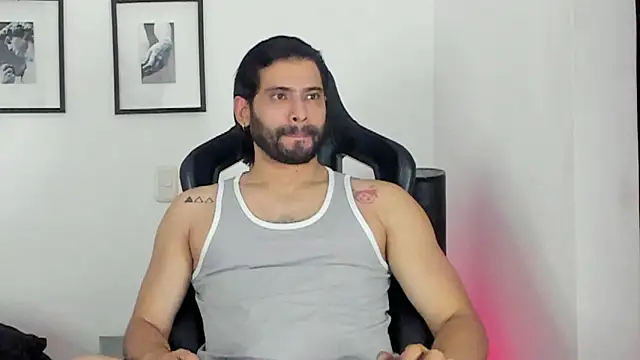 Dereck vega online show from July 9, 2026, 12:37 am