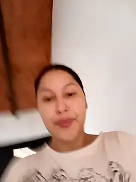 Snapshot of SamaraJay1 chatting on May 31, 2026, 6:53 pm SamaraJay1 online show from May 31, 2026, 6:53 pm