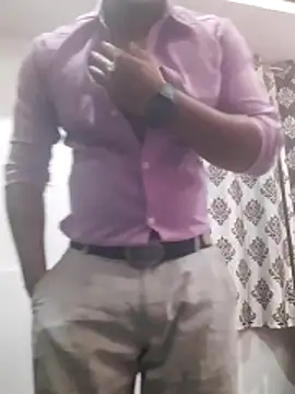 Guyinshortss online show from February 14, 2026, 8:49 pm