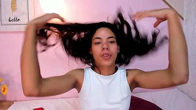 Snapshot of cate_martinez chatting on December 4, 2024, 1:47 am cate martinez online show from December 4, 2024, 1:47 am