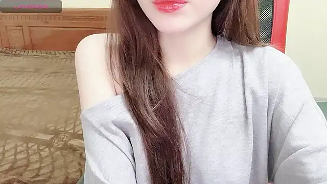 TrinhH Nabbi online show from January 17, 2025, 1:03 pm