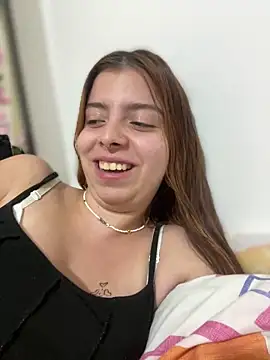 Snapshot of Cloew_Marz chatting on January 24, 2025, 9:37 pm Cloew Marz online show from January 24, 2025, 9:37 pm