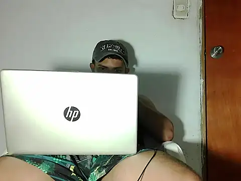 Latinsex2501 online show from June 22, 2026, 8:28 pm