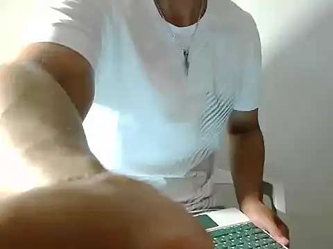 Latinsex2501 online show from August 8, 2026, 12:02 am