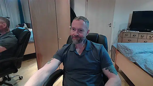 Snapshot of Rockburg chatting on March 28, 2026, 12:05 pm Rockburg online show from March 28, 2026, 12:05 pm