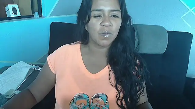 Snapshot of saggil23 chatting on June 14, 2026, 8:55 pm saggil23 online show from June 14, 2026, 8:55 pm
