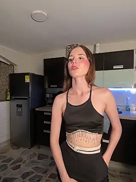 samantha kevin online show from April 13, 2026, 3:56 am