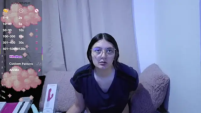 lessliee22  online show from June 5, 2026, 7:58 am