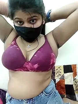 Hotty-simran online show from February 28, 2025, 10:52 am