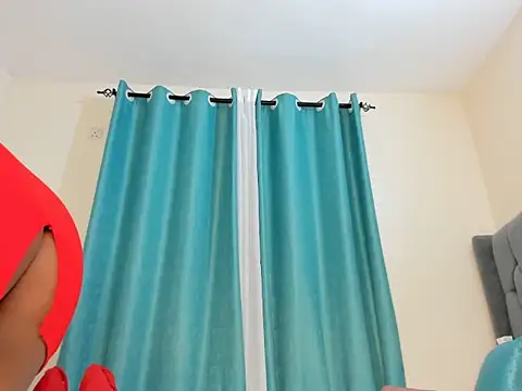 dolly booty online show from October 8, 2025, 6:27 pm