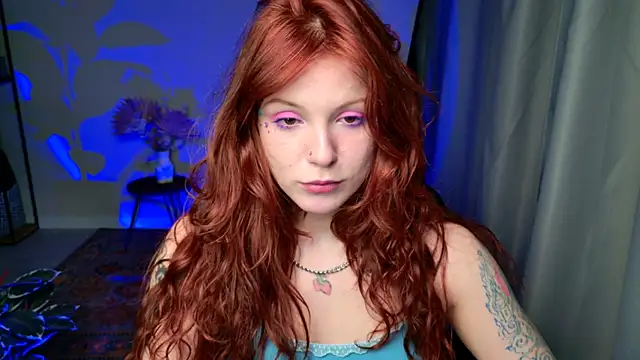 Snapshot of Elsie_Ginger chatting on June 28, 2026, 12:27 am Elsie Ginger online show from June 28, 2026, 12:27 am