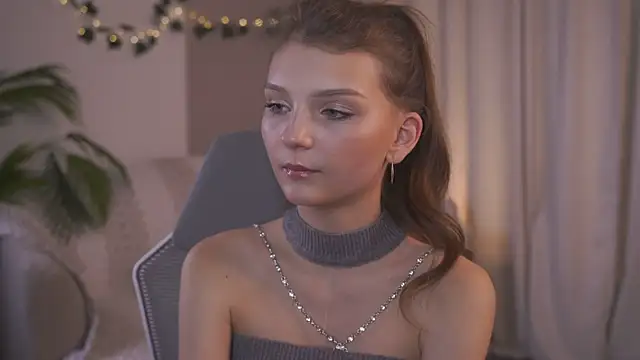 CindyGarrison online show from October 13, 2025, 12:10 am