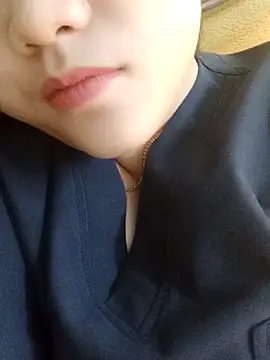 Snapshot of Sexyass13 chatting on October 15, 2025, 5:29 am Sexyass13 online show from October 15, 2025, 5:29 am