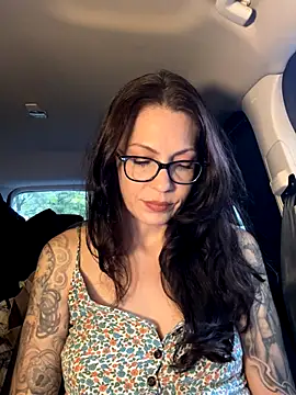 BeautifulMesss online show from September 13, 2025, 9:25 pm