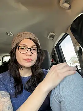 BeautifulMesss online show from February 6, 2026, 2:31 pm