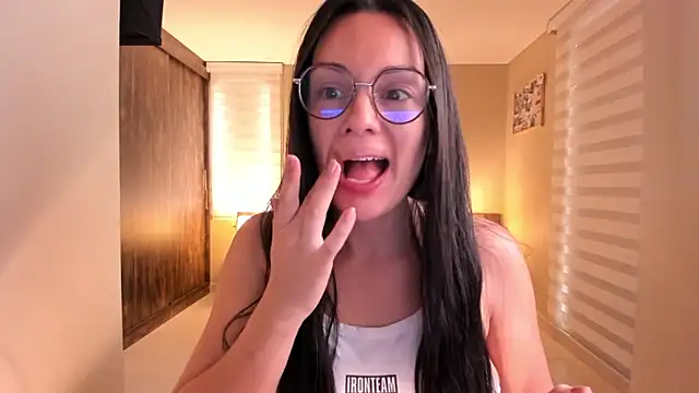Snapshot of anabel_025 chatting on February 13, 2025, 1:15 pm anabel 025 online show from February 13, 2025, 1:15 pm