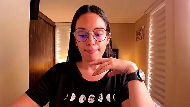 Snapshot of anabel_025 chatting on February 18, 2025, 6:37 pm anabel 025 online show from February 18, 2025, 6:37 pm