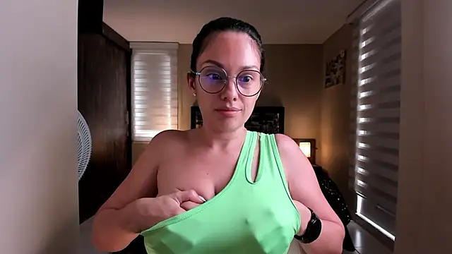 Snapshot of anabel_025 chatting on March 13, 2025, 5:18 pm anabel 025 online show from March 13, 2025, 5:18 pm