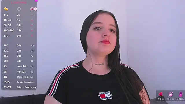 Snapshot of Sabrina_Lennox chatting on June 10, 2026, 2:01 am Sabrina Lennox online show from June 10, 2026, 2:01 am