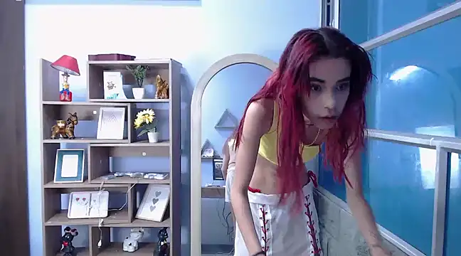 Jasmin Skinny online show from December 18, 2024, 8:20 am