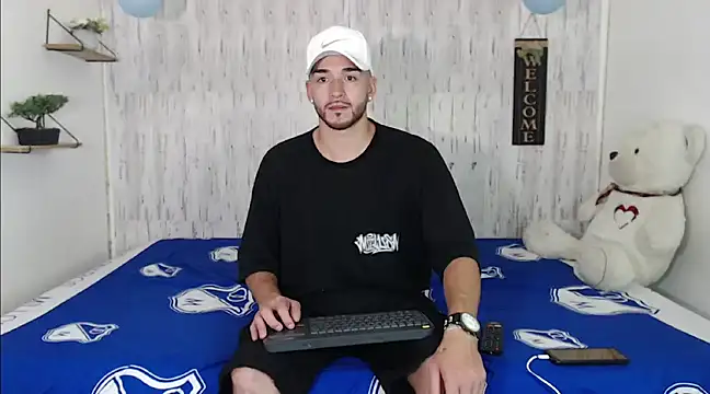Snapshot of tommycash_777 chatting on March 13, 2025, 8:22 pm tommycash 777 online show from March 13, 2025, 8:22 pm