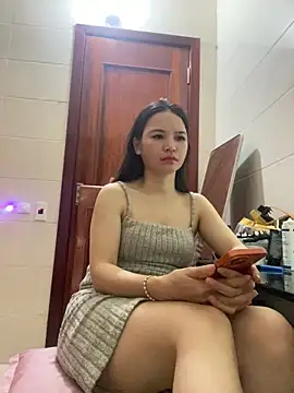 Snapshot of LiLi-Kirix99 chatting on May 22, 2026, 7:19 pm LiLi-Kirix99 online show from May 22, 2026, 7:19 pm