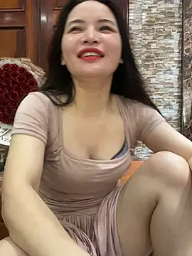 Snapshot of LiLi-Kirix99 chatting on July 14, 2026, 1:41 am LiLi-Kirix99 online show from July 14, 2026, 1:41 am