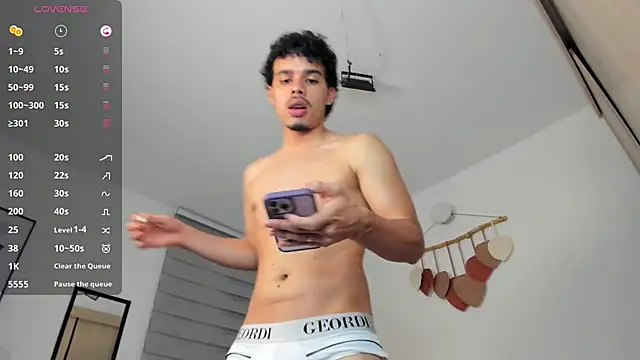 mateoleonee online show from January 11, 2025, 6:56 am