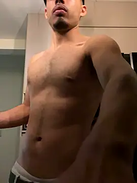 mateoleonee online show from October 5, 2025, 3:49 am