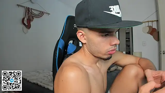 mateoleonee online show from January 6, 2026, 4:32 pm