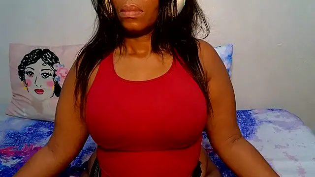 Snapshot of SexyFreaky_ chatting on February 24, 2025, 10:04 am SexyFreaky online show from February 24, 2025, 10:04 am