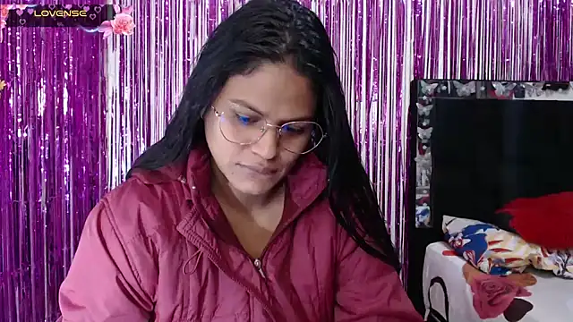 Snapshot of SweetAlmaa chatting on January 6, 2026, 10:30 am SweetAlmaa online show from January 6, 2026, 10:30 am