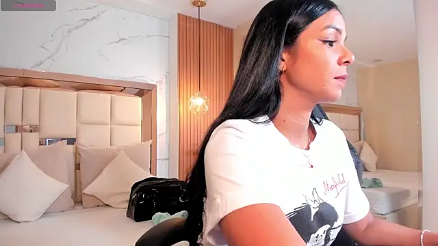 fabiana rodriguez online show from January 8, 2025, 10:16 pm