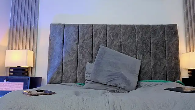 Snapshot of Ema_Stone65 chatting on December 21, 2025, 10:50 pm Ema Stone65 online show from December 21, 2025, 10:50 pm