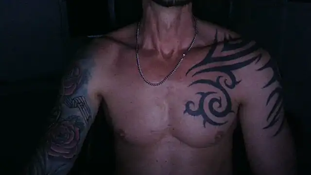 gabrielsaiyann online show from April 18, 2026, 5:11 am