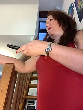 Snapshot of Candy-Desire chatting on July 10, 2026, 5:15 pm Candy-Desire online show from July 10, 2026, 5:15 pm