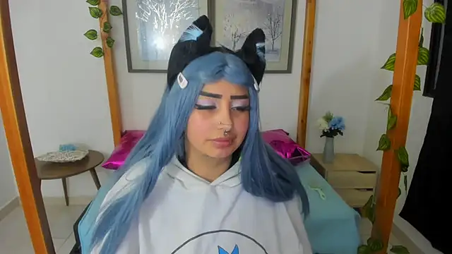 lussyevans24 online show from March 22, 2025, 9:45 am