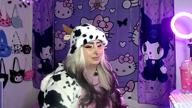 lussyevans24 online show from September 15, 2025, 5:40 am