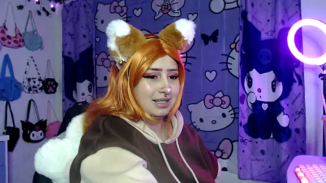 lussyevans24 online show from October 3, 2025, 4:53 am