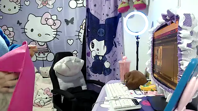 lussyevans24 online show from December 4, 2025, 6:34 am