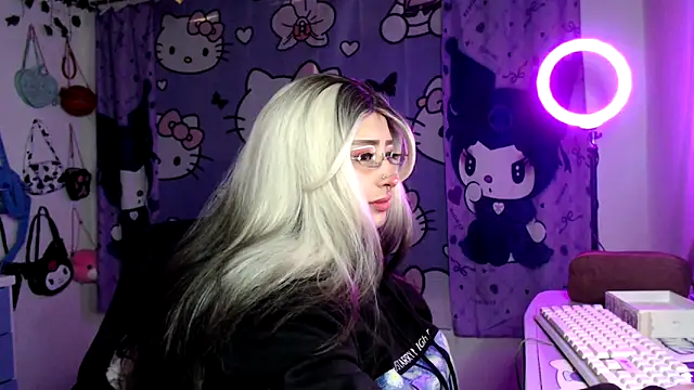 lussyevans24 online show from March 14, 2026, 3:34 am