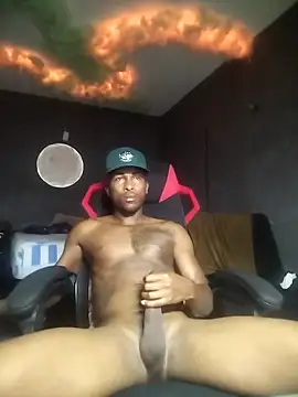 Snapshot of Ostinsanto chatting on December 18, 2025, 4:24 pm Ostinsanto online show from December 18, 2025, 4:24 pm