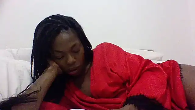 Snapshot of Cinderella_Jewels_ chatting on July 20, 2026, 12:14 am Cinderella Jewels online show from July 20, 2026, 12:14 am