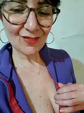 Viola8p online show from March 14, 2026, 2:55 pm