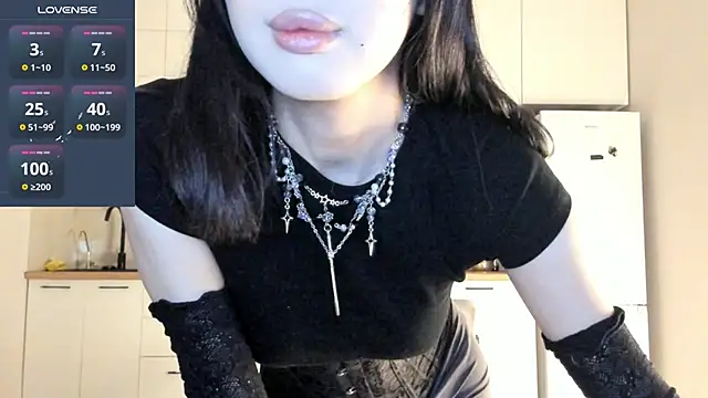 Snapshot of fairy_di chatting on February 13, 2025, 9:49 pm fairy di online show from February 13, 2025, 9:49 pm